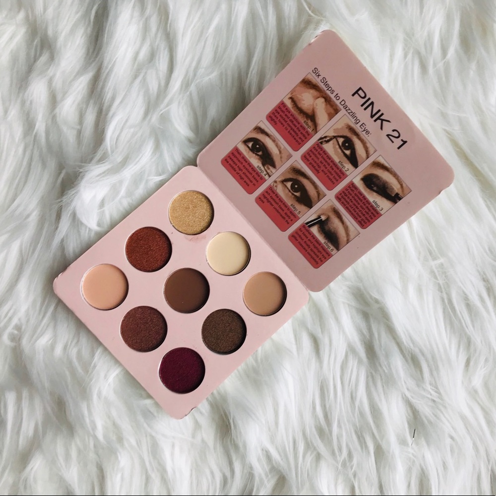 Eyeshadow palette